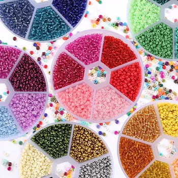 6 Culoare-O Cutie de Sticlă Margele Vrac 3000-3900Pcs Face Pentru a Face Bijuterii Charm de Semințe cehă Margele Spacer lucru Manual DIY Colier
